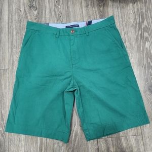Tommy Hilfiger Green Classic Fit Shorts 10.50" Inseam
